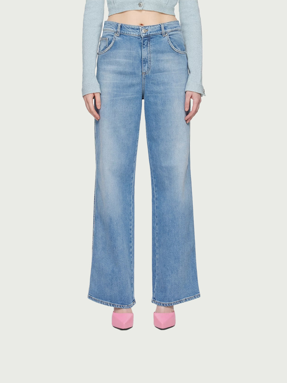 BLEACH-WASH BOYFRIEND JEANS