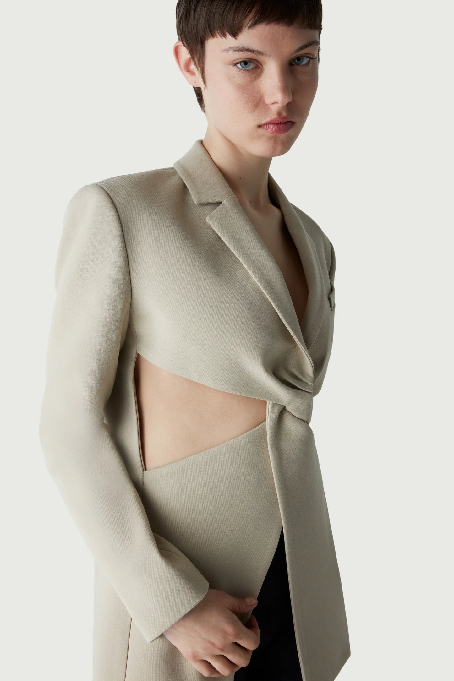 TWISTED CUT OUT TAILORED JACKET