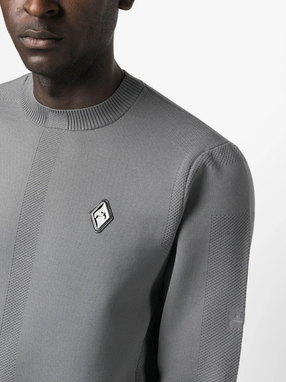 TECHNICAL KNIT GREY