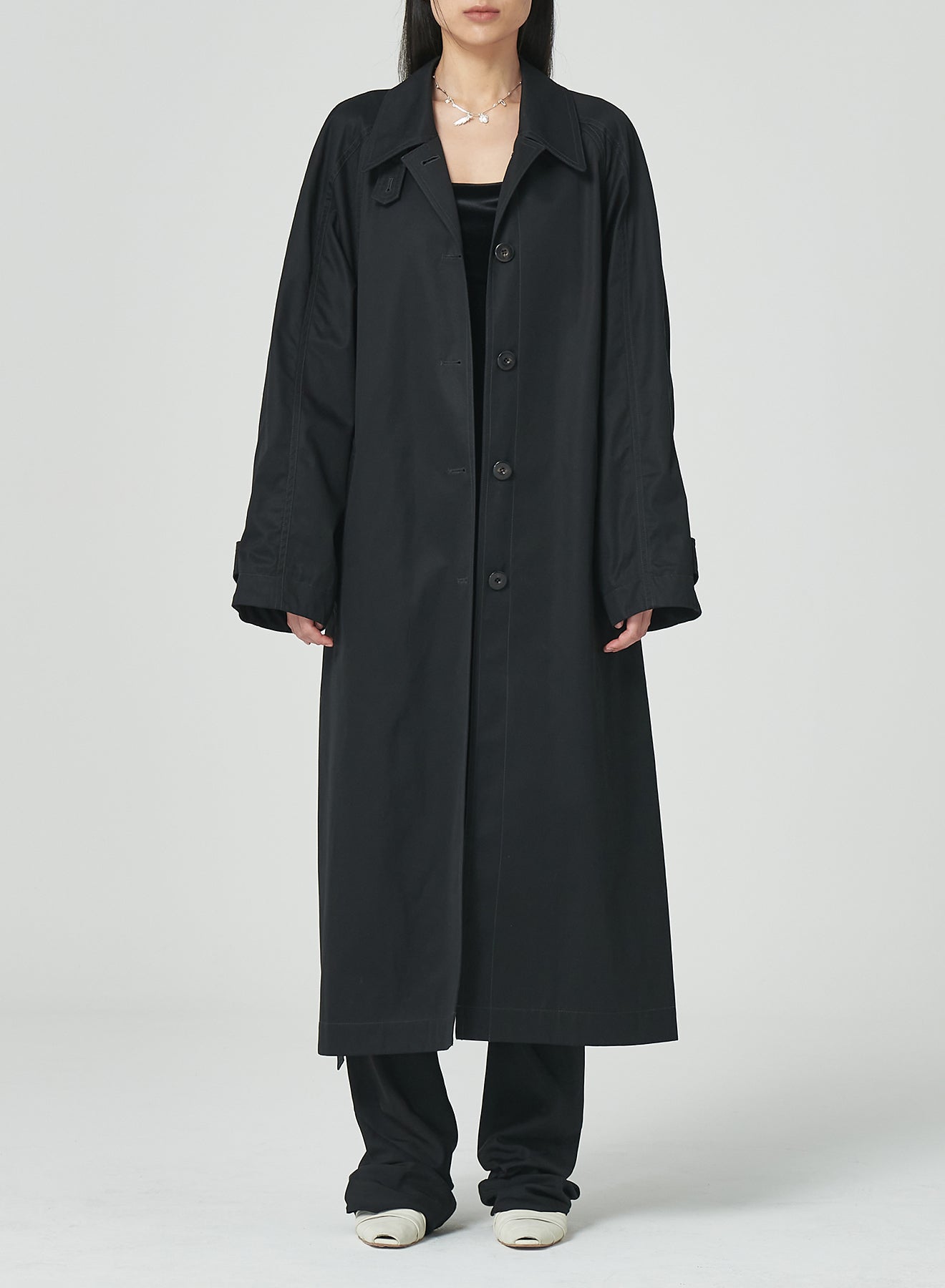 VENTILE TRENCH COAT